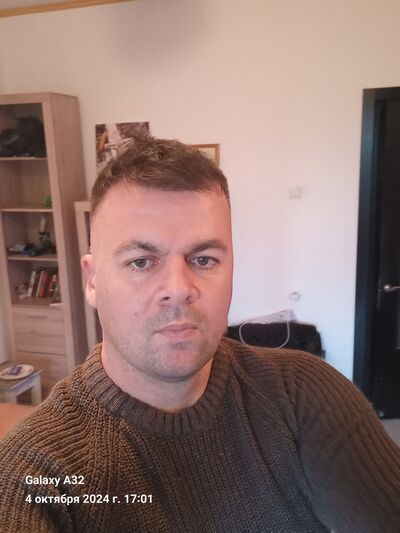  Azor,   Vladimir, 37 ,   ,   