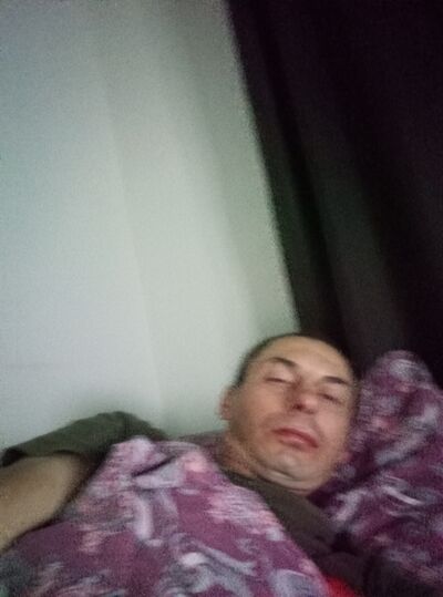  ,   Oleg, 40 ,   ,   