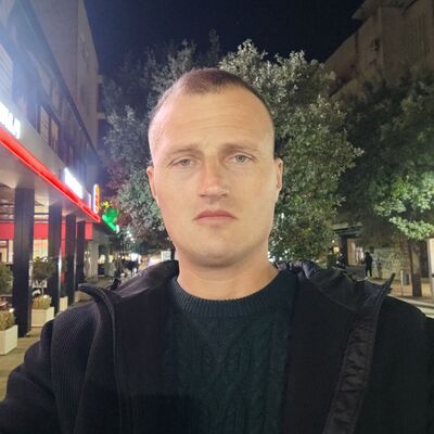  Podgorica,   Mirko, 37 ,   ,   
