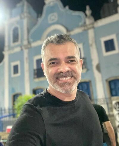  ,   Klaus, 52 ,   ,   