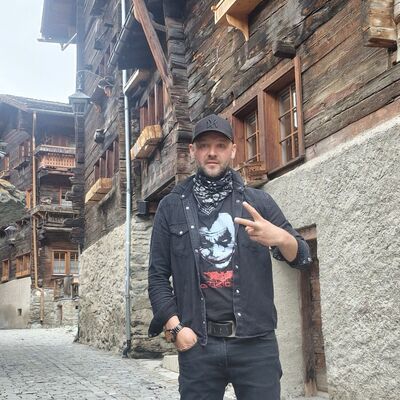  ,   Viorel, 40 ,   ,   , c , 