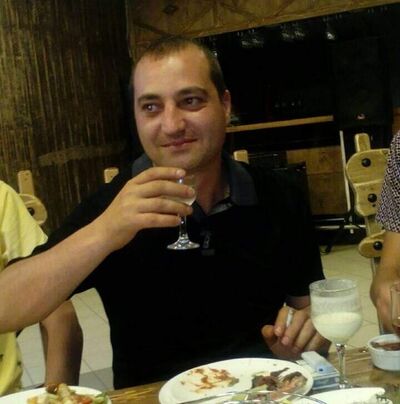  ,   Edvard, 40 ,   ,   