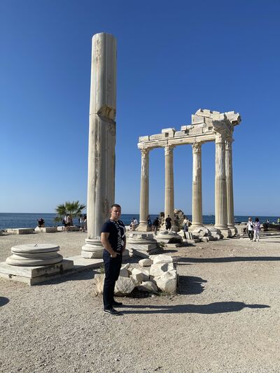  ,   Konstantin, 39 ,   c 