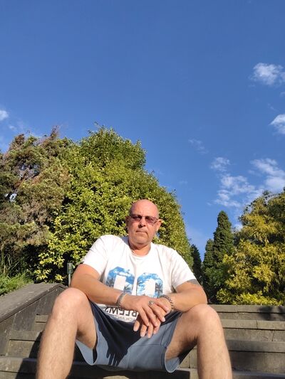  ,   Viktor, 53 ,   ,   