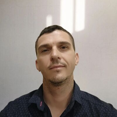  ,   Aleksei, 32 ,   ,   
