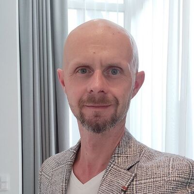  ,   Anatoly, 43 ,   ,   , c 