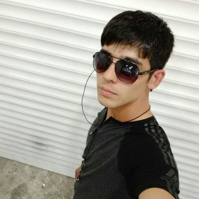  ,   Shaxzodbek, 32 ,   ,   , c 