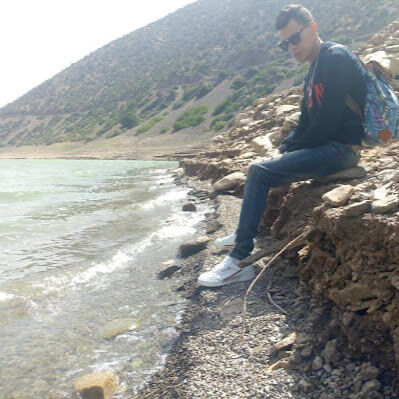  35594701  Ayoub, 31 ,    