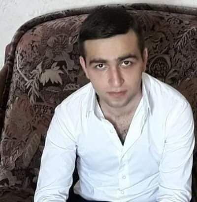  ,   Armen, 30 ,   ,   