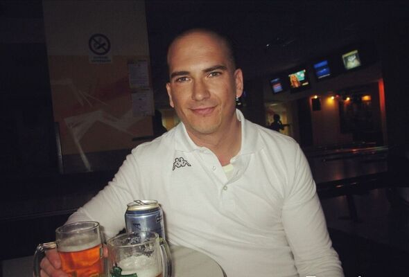  ,   Mauro, 39 ,   ,   , c 