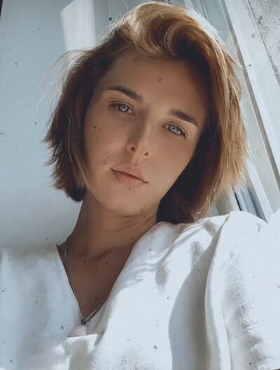  ,   Daria, 34 ,  