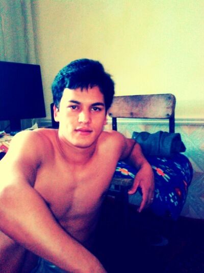  ,   Sasha, 32 ,   