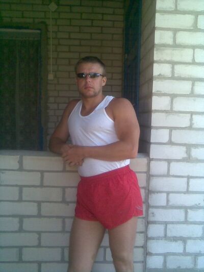  ,   Atlet, 41 ,     , c , 