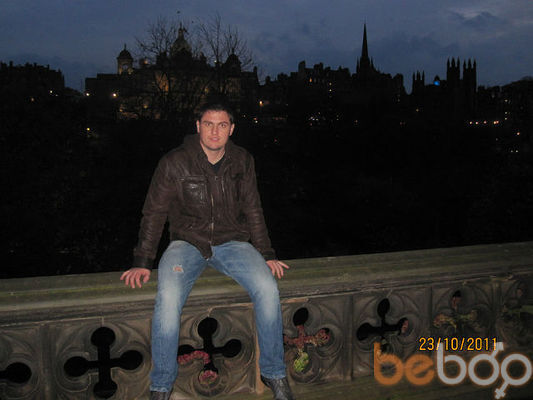  ,   Artur, 37 ,   