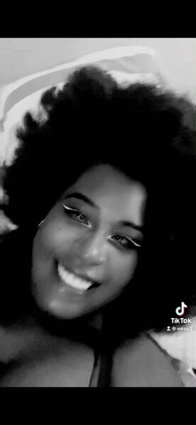  ,   Weniza, 35 ,   ,   