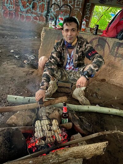 ,   Rustam, 33 ,   ,   , c , 