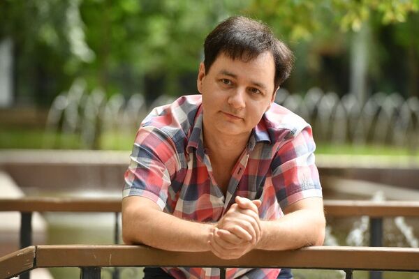 ,   Artur, 41 ,   c 