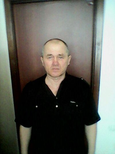  ,   Vova, 64 ,  