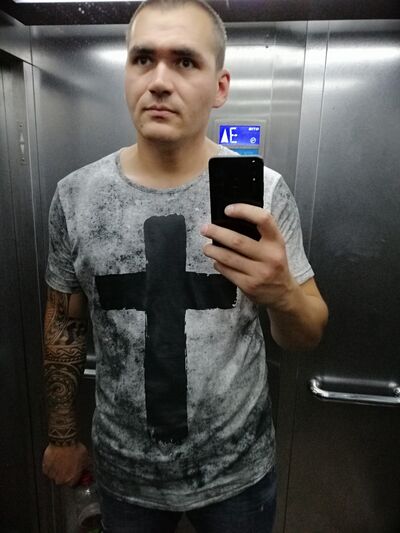  ,   Yurii, 31 ,   ,   , c 