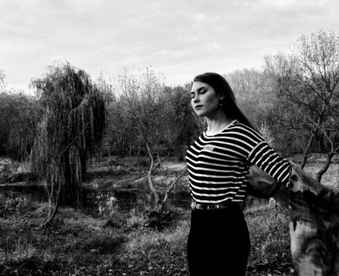  ,   Helena, 27 ,   ,   , c 