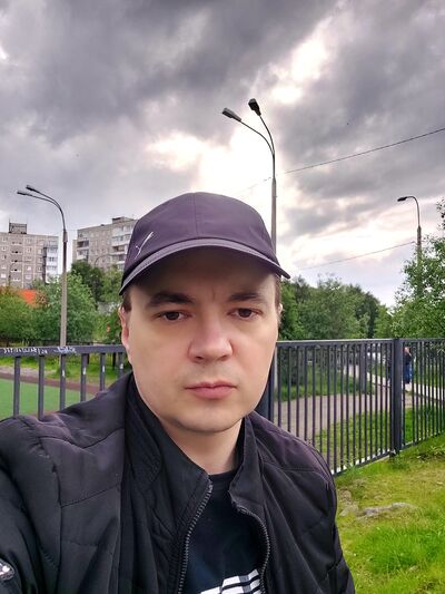  ,   Pavel, 42 ,   ,   