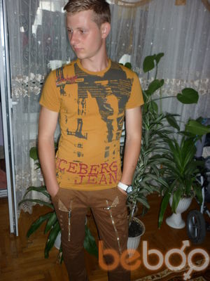  ,   Josh, 31 ,   