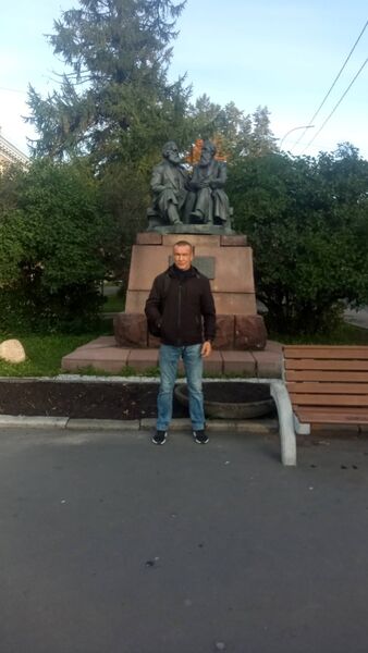  ,   Dmitrii, 45 ,   c 