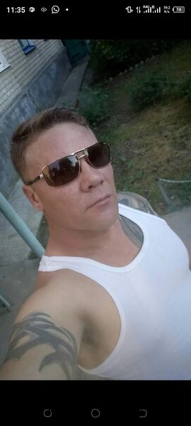  ,   Oleg, 47 ,   ,   