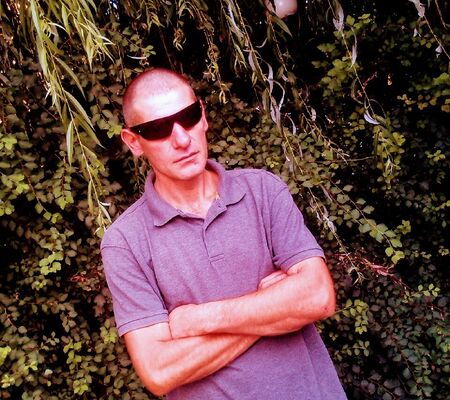  ,   Valentyn, 52 ,   ,   , c 