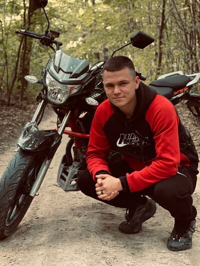  ,   Vlad, 19 ,   ,   , 