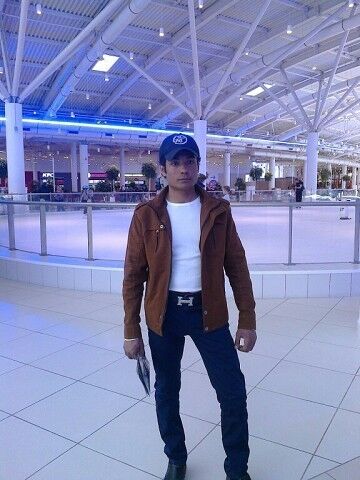  ,   Bekjon, 32 ,   ,   , c 