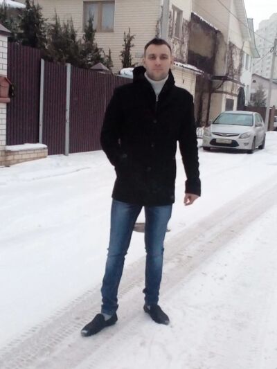  ,   Maxim, 28 ,   ,   