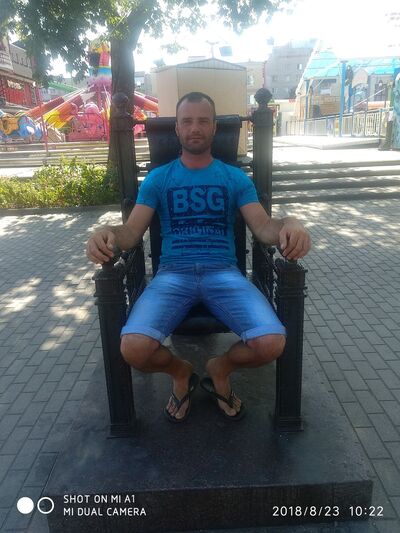  ,   Evgen, 44 ,   