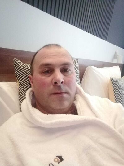  -,   , 42 ,   