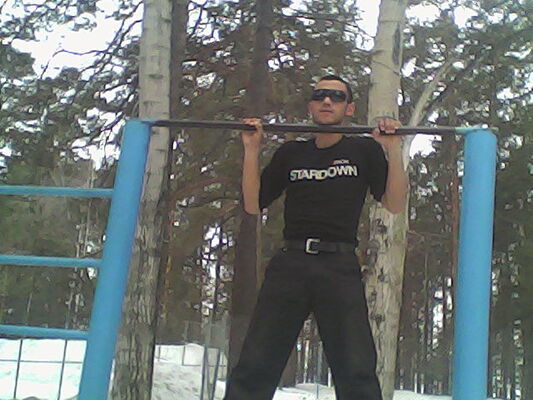  ,   Nurik, 37 ,   
