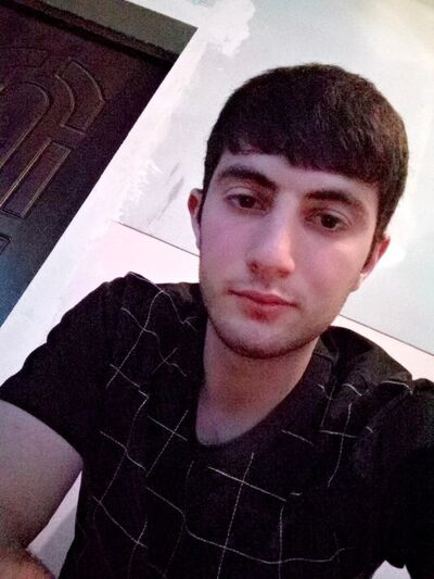  ,   Hayk, 28 ,     , c 