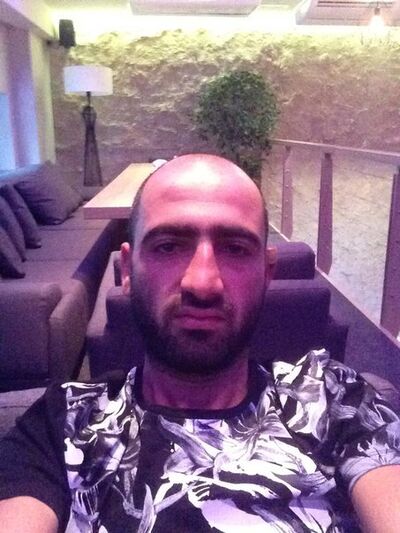  Dabrowa Gornicza,   Garik, 31 ,   ,   