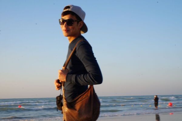  ,   AsylHan, 29 ,   ,   , c , 