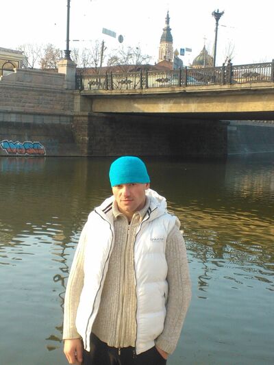  ,   Orest, 43 ,   ,   , c 