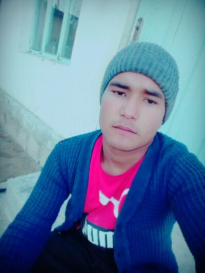  ,   Jonik, 25 ,   ,   
