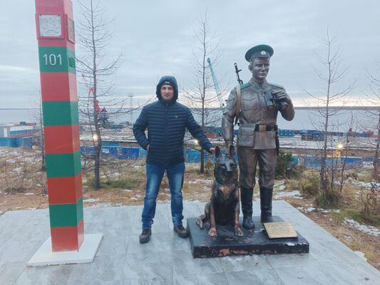   ,   Alexander, 36 ,   ,   