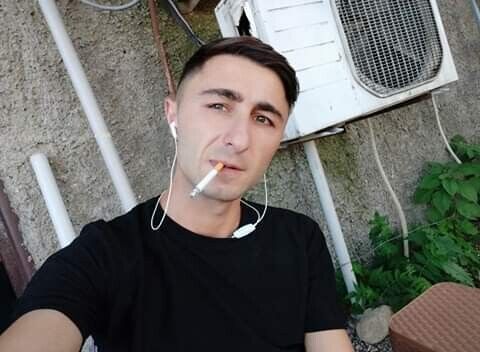  21555031  Davit, 33 ,    
