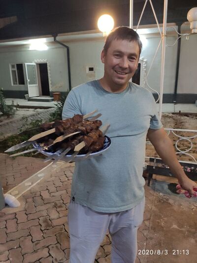  ,   Rustam, 43 ,   ,   , c , 
