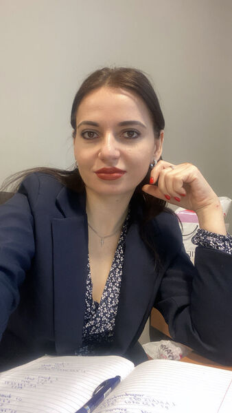  ,   A F M, 37 ,   ,   , c , 