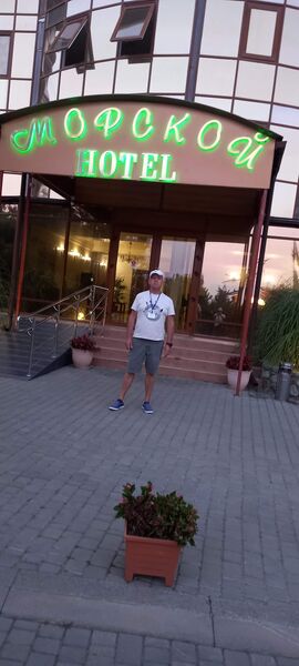  ,   Oleg, 58 ,   c 