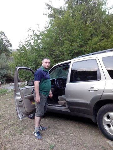  ,   Gio, 39 ,   