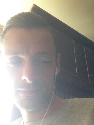  ,   Pavel, 42 ,   c 