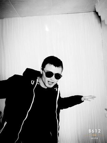  11611511  Den, 33 ,    