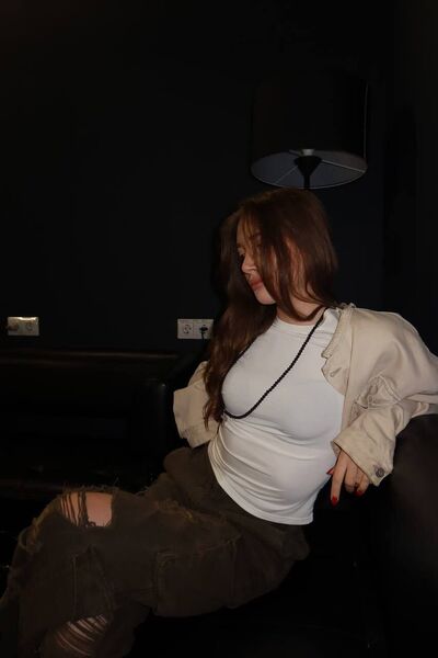  -,   Diana, 19 ,   ,   