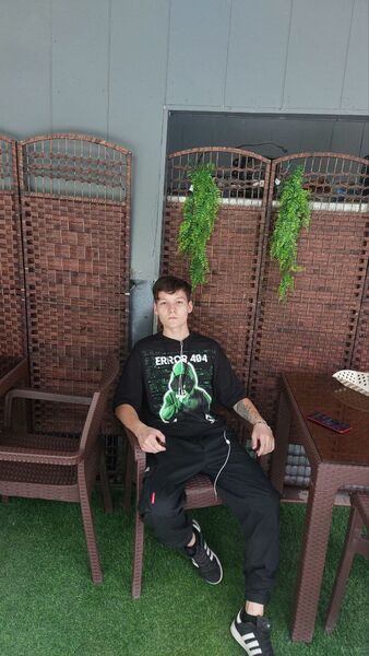  ,   Maks, 21 ,   ,   